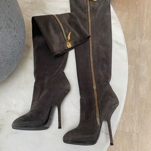 Giuseppe Zanotti Gray Suede Knee High Boots with Gold Zipper size 36